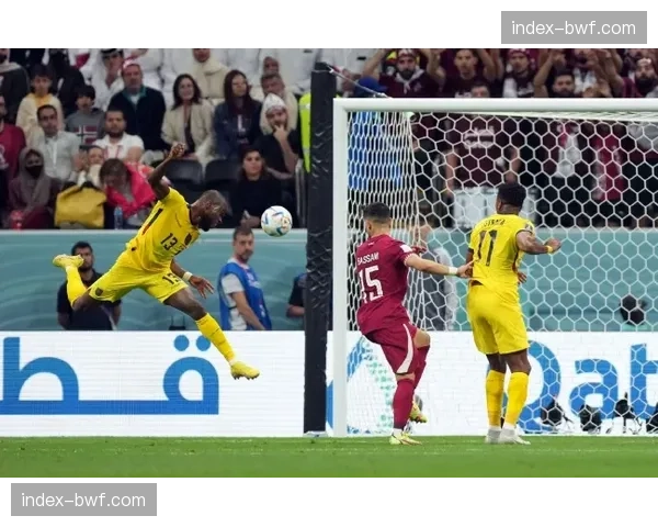 半场数据：奥萨苏纳vs瓦伦西亚，对抗次数已超赛季平均值